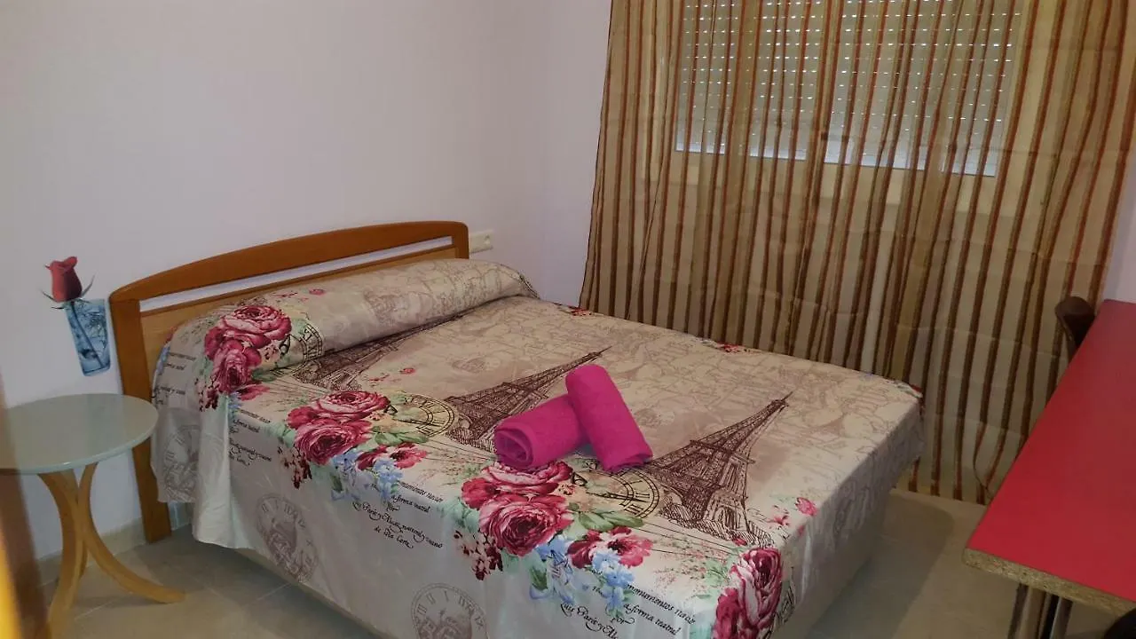 Quarto em Acomodações Particulares El Vendrell Montana Y Playa Apartamento Espanha