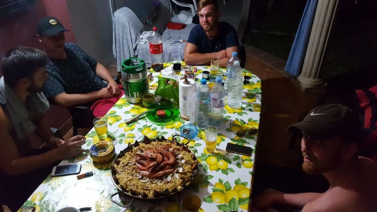 Quarto em Acomodações Particulares El Vendrell Montana Y Playa Apartamento
